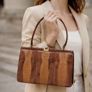 VTG Genuine Crocodile Skin Hand Bag Gold Hardware Exotic Leather